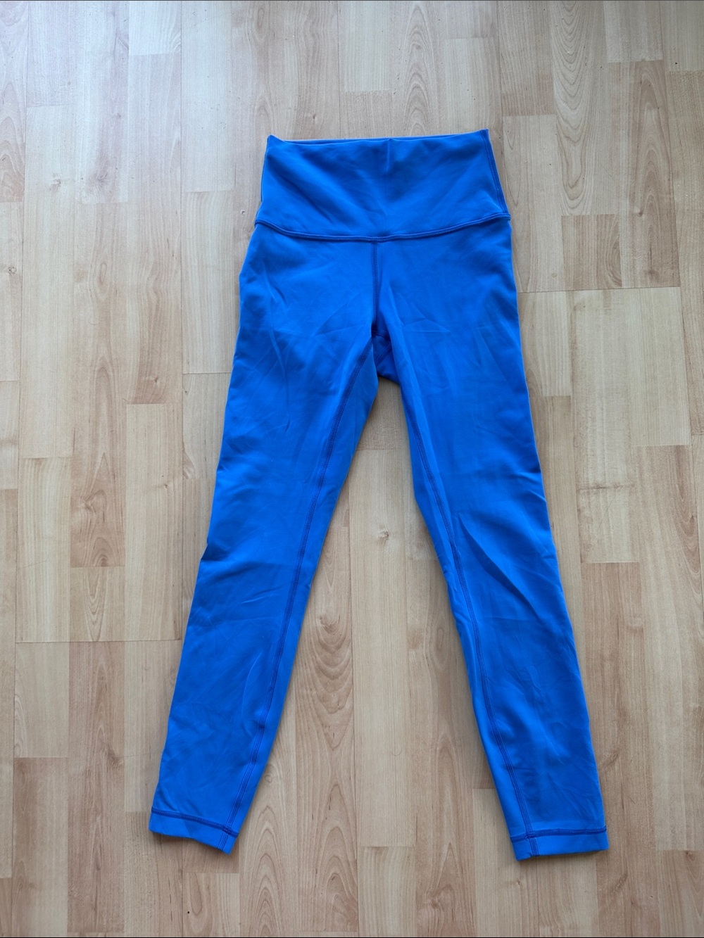 lululemon athletica Wunder Train High-Rise
Tight 25" Cerulean Blue Size 4
